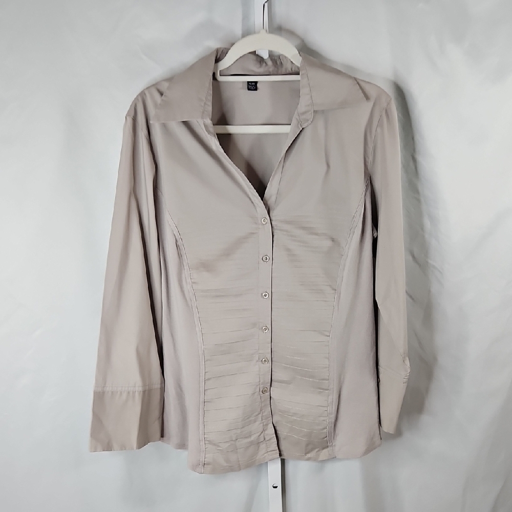Zac & Rachel Grey Button-Down Blouse